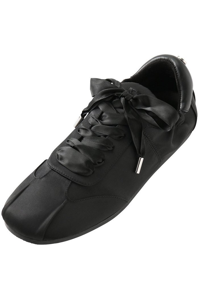 【スティーブマデン/STEVE MADDEN】のARTISTE サテンレースアップバレエスニーカー インテリア・キッズ・メンズ・レディースファッション・服の通販 founy(ファニー) https://founy.com/ ファッション Fashion レディースファッション Fashion for Women サテン Satin, Glossy Fabric シャーリング Shirring, Ruched シルバー Silver, Metallic Silver スニーカー Sneakers, Trainers トレンド Trend, Trending Now エレガント 上品 Elegant |ID: prp329100004789364 ipo3291000000036503658