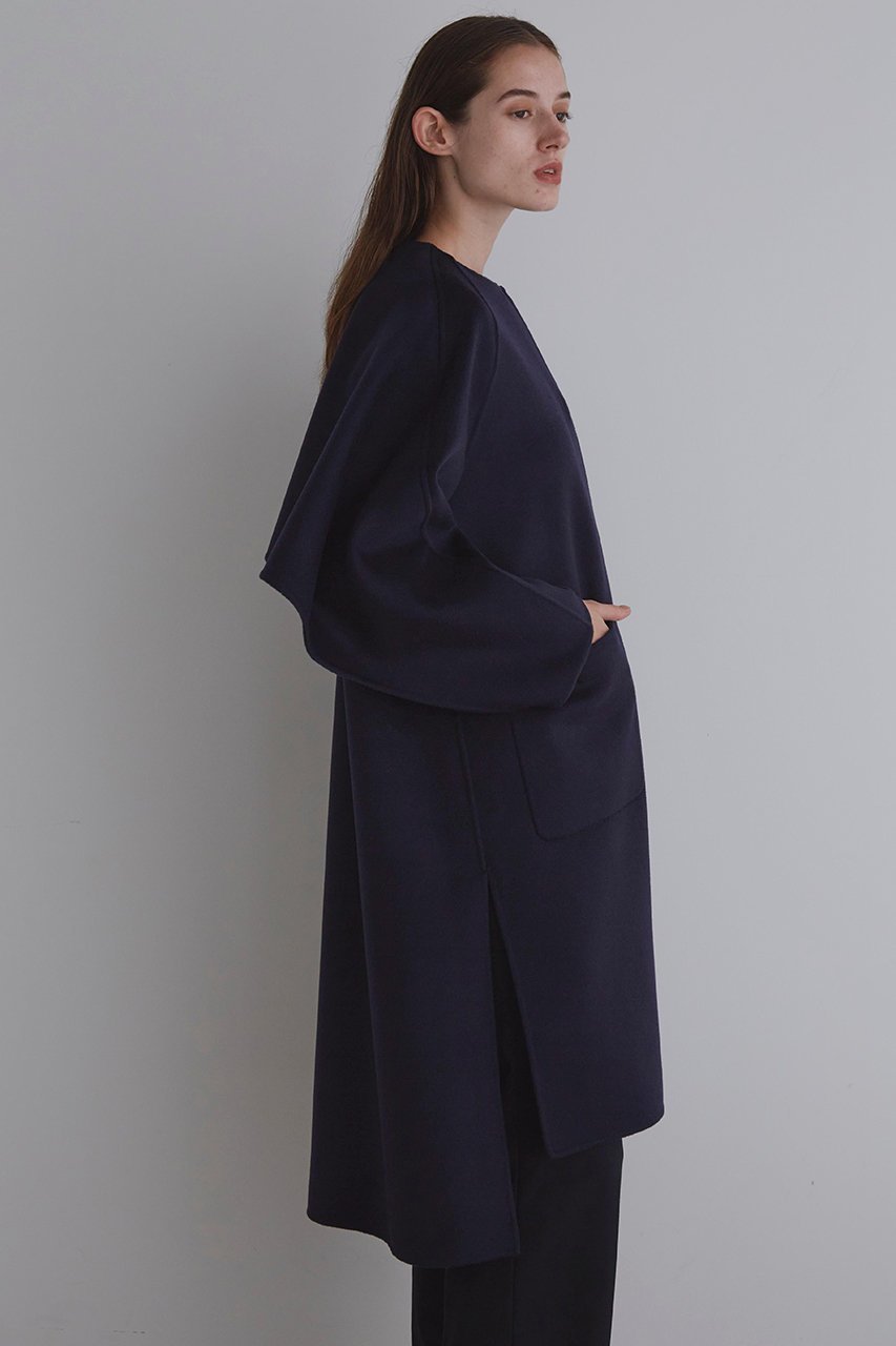 【ル フィル/LE PHIL】のピュアカシミアバックフレアコート 人気、トレンドファッション・服の通販 founy(ファニー) 　ファッション　Fashion　レディースファッション　Fashion for Women　アウター　Coat / Outerwear Collection　コート・ロングコート・ピーコート　Long Coats, Peacoats & More　シンプル　Simple, Minimal　スリット　Slit, Slit Detail　ドレープ　Drape, Draping Fabric　バランス　Balance, Style Balance　ビッグ　Big, Oversized　ヨーク　Yoke, Yoke Design　ロング　Long, Long-Length　新作・新入荷　New Arrivals / New In　other-4|ID: prp329100004789404 ipo3291000000034755729