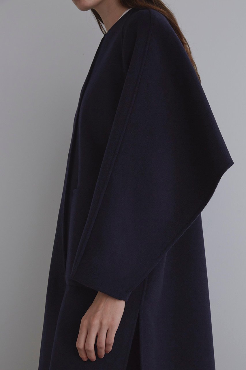 【ル フィル/LE PHIL】のピュアカシミアバックフレアコート 人気、トレンドファッション・服の通販 founy(ファニー) 　ファッション　Fashion　レディースファッション　Fashion for Women　アウター　Coat / Outerwear Collection　コート・ロングコート・ピーコート　Long Coats, Peacoats & More　シンプル　Simple, Minimal　スリット　Slit, Slit Detail　ドレープ　Drape, Draping Fabric　バランス　Balance, Style Balance　ビッグ　Big, Oversized　ヨーク　Yoke, Yoke Design　ロング　Long, Long-Length　新作・新入荷　New Arrivals / New In　other-8|ID: prp329100004789404 ipo3291000000034755734