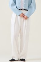 【マルティニーク/martinique】のデニムカーブシルエットパンツ(セットアップ可) 人気、トレンドファッション・服の通販 founy(ファニー) ファッション Fashion レディースファッション Fashion for Women セットアップ Matching Sets レディースパンツ・ボトムス Pants & Trousers / Bottoms パンツ Pants & Trousers デニムパンツ・ジーンズ・美脚デニム Denim Jeans & Pants 2026年 2026 おすすめ Recommended / Our Picks ストレッチ Stretch, Stretchy Fabric セットアップ Set-Up, Coordinated Outfit デニム Denim, Jeans Material パターン Pattern, Design Print エレガント 上品 Elegant 夏 Summer 春 Spring S/S・春夏 SS, Spring/Summer, Warm Season |ID:prp329100004789520