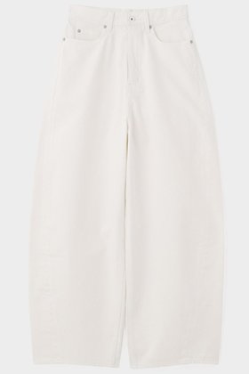 【ル フィル/LE PHIL】 バルーンシルエットデニムパンツ人気、トレンドファッション・服の通販 founy(ファニー) ファッション Fashion レディースファッション Fashion for Women パンツ Pants & Trousers デニムパンツ・ジーンズ・美脚デニム Denim Jeans & Pants シンプル Simple, Minimal スタンダード Standard, Basic スニーカー Sneakers, Trainers デニム Denim, Jeans Material ハイライズ High Rise, High Waist バランス Balance, Style Balance フォルム Silhouette, Form フロント Front, Front Design 再入荷 Restock / Back in Stock |ID:prp329100004789525