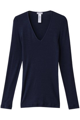 【ハンロ/HANRO】 Vネック長袖プルオーバー人気、トレンドファッション・服の通販 founy(ファニー) ファッション Fashion レディースファッション Fashion for Women 下着・ランジェリー Lingerie & Intimates その他ランジェリー・インナーアイテム Other Lingerie / Intimates インナー Innerwear シルク Silk, 100% Silk シンプル Simple, Minimal ランジェリー Lingerie, Intimate Wear エレガント 上品 Elegant 長袖 Long Sleeve, Full Sleeve |ID:prp329100004791478