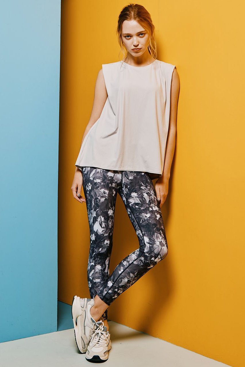 【レイール/Reir】のトップス【水陸両用】 人気、トレンドファッション・服の通販 founy(ファニー) 　ファッション　Fashion　レディースファッション　Fashion for Women　トップス・カットソー　Cut & Sew Tops　スポーツウェア　Functional & Stylish Sportswear　スポーツ トップス　Athletic Tops / Workout Tops / Training Shirts　2026年　2026　シンプル　Simple, Minimal　スタイリッシュ　Stylish, Fashionable　スポーツ　Sports, Activewear　ボトム　Bottoms, Lower Wear　夏　Summer　春　Spring　S/S・春夏　SS, Spring/Summer, Warm Season　other-7|ID: prp329100004791483 ipo3291000000036234422