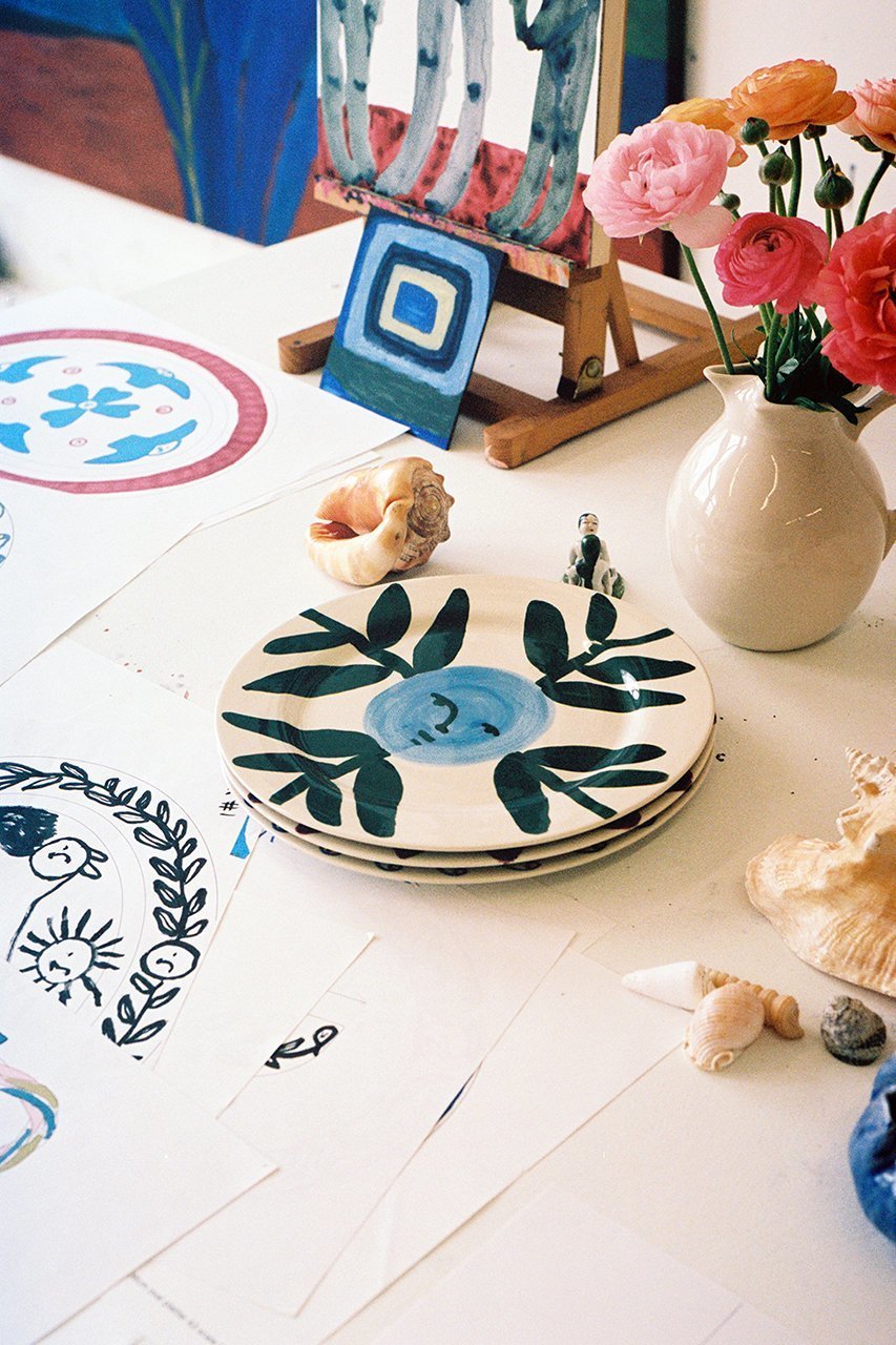 【ヘイ/HAY / GOODS】のLa Pittura Plate Φ28.5 人気、トレンドファッション・服の通販 founy(ファニー) 　イタリア　Italy　テーブル　Table, Dining Table　手描き　Hand-Drawn, Illustrated　フォルム　Silhouette, Form　プレート　Plate, Dish　ミックス　Mix, Mixed Style　モチーフ　Motif, Design Theme　新作・新入荷　New Arrivals / New In　ホーム・キャンプ・アウトドア・お取り寄せ　Home Living / Home & Lifestyle / Camping Gear / Outdoor Camping　キッチン・ダイニング　Kitchen & Dining Essentials. Stylish & Functional Tableware　キッチン家電・キッチン用品　Kitchen Appliances & Tools　other-3|ID: prp329100004791491 ipo3291000000034766336