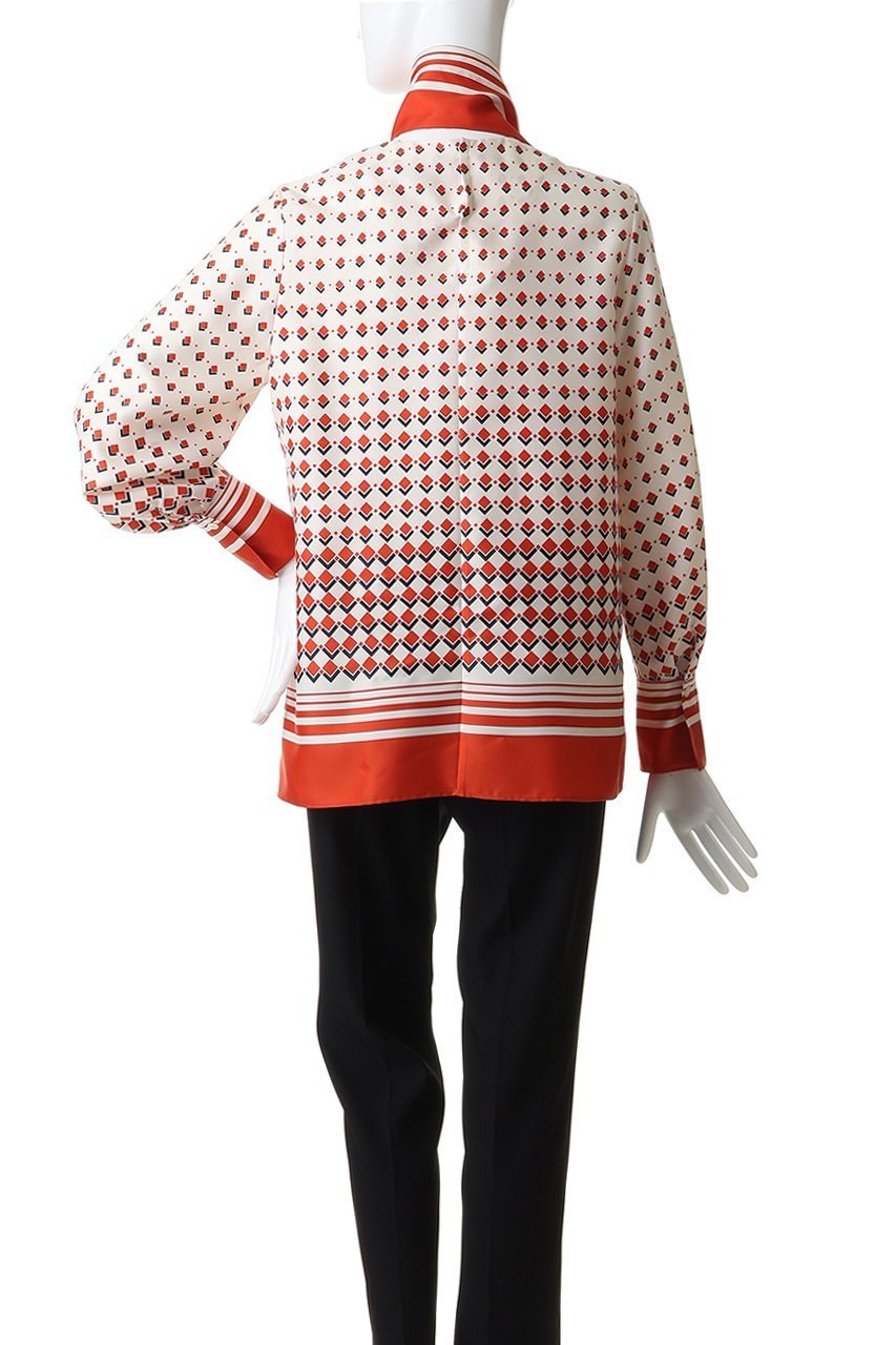 【エムフィル/M Fil】のGeo Shift プリント アシンメトリー ボウタイブラウス 人気、トレンドファッション・服の通販 founy(ファニー) ファッション Fashion レディースファッション Fashion for Women トップス・カットソー Cut & Sew Tops シャツ・ブラウス・オフィスカジュアル Elegant Blouses & Button-Ups 2026年 2026 アシンメトリー Asymmetrical Style カフス Cuff Design クラシック Classic, Timeless Style グラデーション Gradient, Ombre スリーブ Sleeve, Long Sleeve / Short Sleeve プリント Print, Printed Pattern モダン Modern, Contemporary リュクス Luxury, Elegant, High-End, Chic ロング Long, Long-Length エレガント 上品 Elegant 夏 Summer 春 Spring S/S・春夏 SS, Spring/Summer, Warm Season other-4|ID: prp329100004793097 ipo3291000000034777698