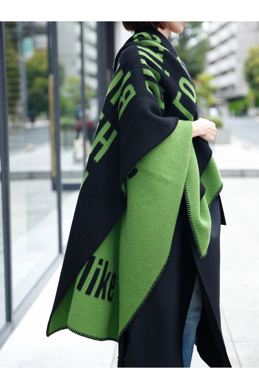 【マディソンブルー/MADISONBLUE】の【UNISEX】MESSAGE BLANKET メッセージブランケット 人気、トレンドファッション・服の通販 founy(ファニー) ファッション Fashion レディースファッション Fashion for Women ストール Soft & Warm Scarves マフラー・スヌード / 冬小物の定番 Scarves & Mufflers ユニセックス Unisex, Genderless グラフィック Graphic, Graphic Design コレクション Collection, Seasonal Line ジャカード/ジャガード Jacquard, Woven Pattern ストール Stole, Wrap ブランケット Blanket, Throw Blanket マフラー Scarf, Muffler リバーシブル Reversible, Two-Sided 今季 This Season, Current Season 冬 Winter / This Winter 新作・新入荷 New Arrivals / New In other-7|ID: prp329100004793141 ipo3291000000034778056