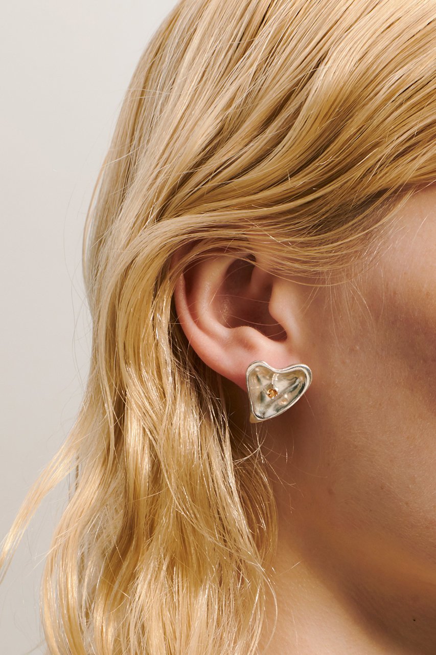 【メゾンドパルス/MAISON DPULSE】のStone heart ピアス 人気、トレンドファッション・服の通販 founy(ファニー) 　ファッション　Fashion　レディースファッション　Fashion for Women　ジュエリー　Jewelry　ファッションリング　Fashion Rings　イヤリング・フープ・ドロップタイプ　Hoop, Drop & Clip Earrings　イヤリング　Earrings　シルバー　Silver, Metallic Silver　スタイリッシュ　Stylish, Fashionable　ストーン　Stone, Gem-Like　チェーン　Chain, Chain Strap　other-2|ID: prp329100004796138 ipo3291000000034796590