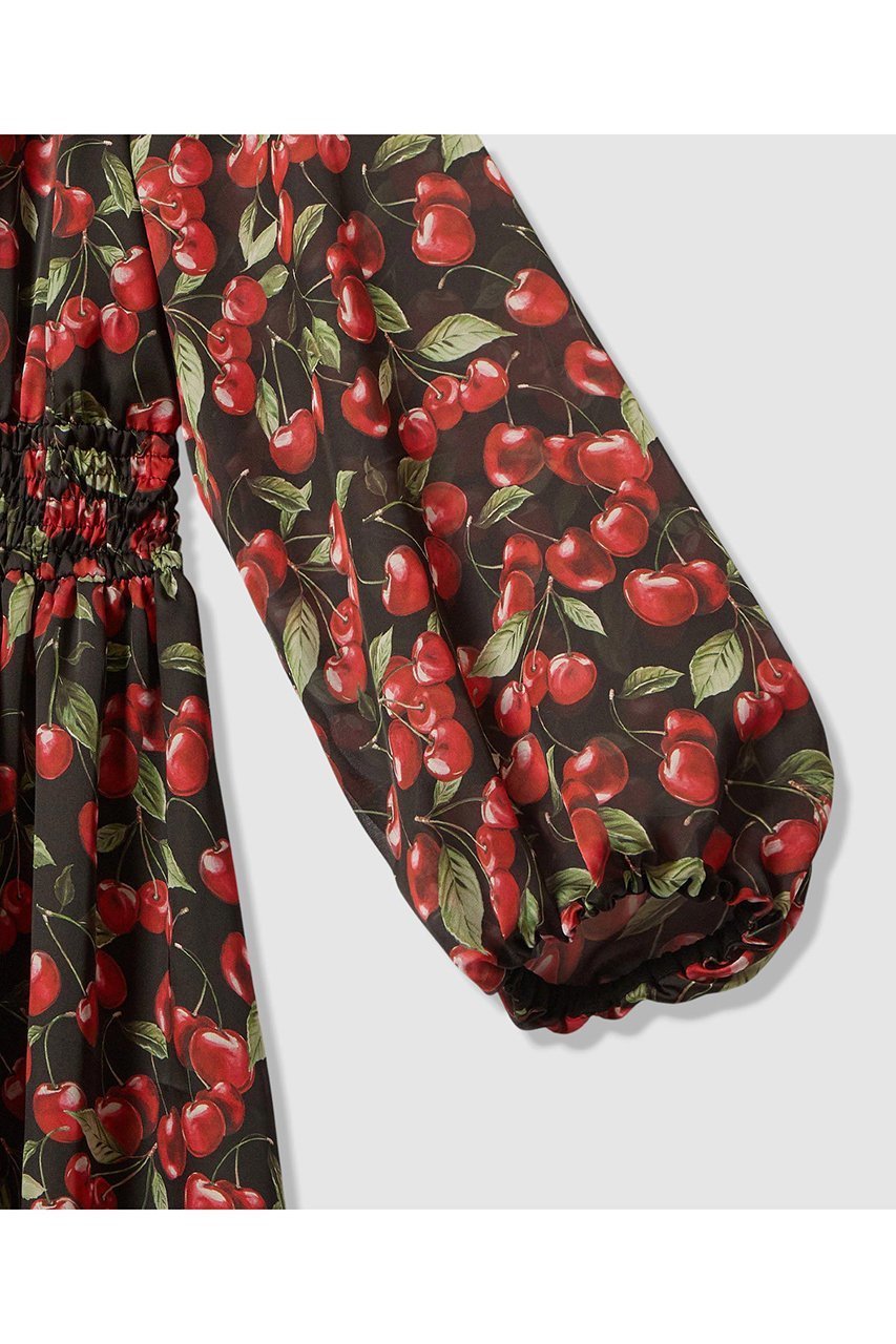 【アルアバイル/allureville】の【LOULOU WILLOUGHBY】LISAチェリープリント リボンワンピース 人気、トレンドファッション・服の通販 founy(ファニー) ファッション Fashion レディースファッション Fashion for Women ワンピース Dresses チュニック Tunic Tops & Dresses 2026年 2026 なめらか Smooth, Silky Texture サテン Satin, Glossy Fabric シャーリング Shirring, Ruched ジョーゼット Georgette, Semi-Sheer Fabric チェリー Cherry, Cherry Pattern チュニック Tunic, Long Top ブラウジング Blouson Silhouette, Cinched Waist プリント Print, Printed Pattern ベーシック Basic, Essential リボン Ribbon, Bow ロング Long, Long-Length 夏 Summer 春 Spring S/S・春夏 SS, Spring/Summer, Warm Season other-5|ID: prp329100004798602 ipo3291000000034816750