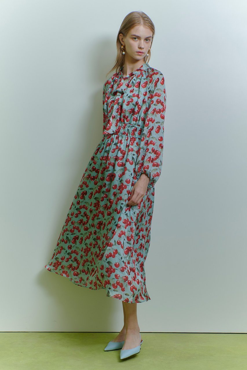 【アルアバイル/allureville】の【LOULOU WILLOUGHBY】LISAチェリープリント リボンワンピース 人気、トレンドファッション・服の通販 founy(ファニー) 　ファッション　Fashion　レディースファッション　Fashion for Women　ワンピース　Dresses　チュニック　Tunic Tops & Dresses　2026年　2026　なめらか　Smooth, Silky Texture　サテン　Satin, Glossy Fabric　シャーリング　Shirring, Ruched　ジョーゼット　Georgette, Semi-Sheer Fabric　チェリー　Cherry, Cherry Pattern　チュニック　Tunic, Long Top　ブラウジング　Blouson Silhouette, Cinched Waist　プリント　Print, Printed Pattern　ベーシック　Basic, Essential　リボン　Ribbon, Bow　ロング　Long, Long-Length　夏　Summer　春　Spring　S/S・春夏　SS, Spring/Summer, Warm Season　other-5|ID: prp329100004798602 ipo3291000000035897977