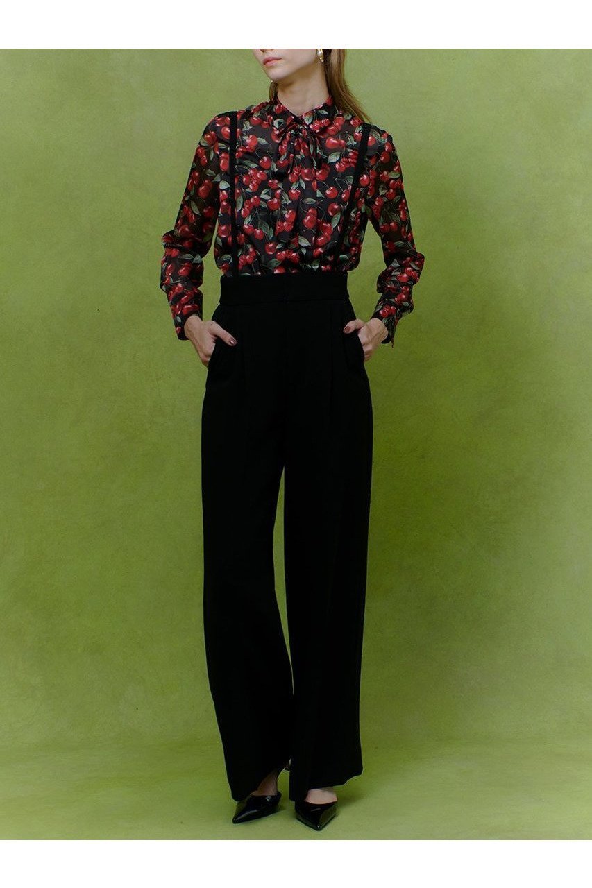 【アルアバイル/allureville】のWEB限定【LOULOU WILLOUGHBY】LISAチェリープリント ボウタイブラウス 人気、トレンドファッション・服の通販 founy(ファニー) 　ファッション　Fashion　レディースファッション　Fashion for Women　トップス・カットソー　Cut & Sew Tops　シャツ・ブラウス・オフィスカジュアル　Elegant Blouses & Button-Ups　2026年　2026　シンプル　Simple, Minimal　スリーブ　Sleeve, Long Sleeve / Short Sleeve　チェリー　Cherry, Cherry Pattern　プリント　Print, Printed Pattern　ボトム　Bottoms, Lower Wear　リボン　Ribbon, Bow　ループ　Loop, Loop Knit　ロング　Long, Long-Length　夏　Summer　春　Spring　S/S・春夏　SS, Spring/Summer, Warm Season　other-8|ID: prp329100004798604 ipo3291000000034816771