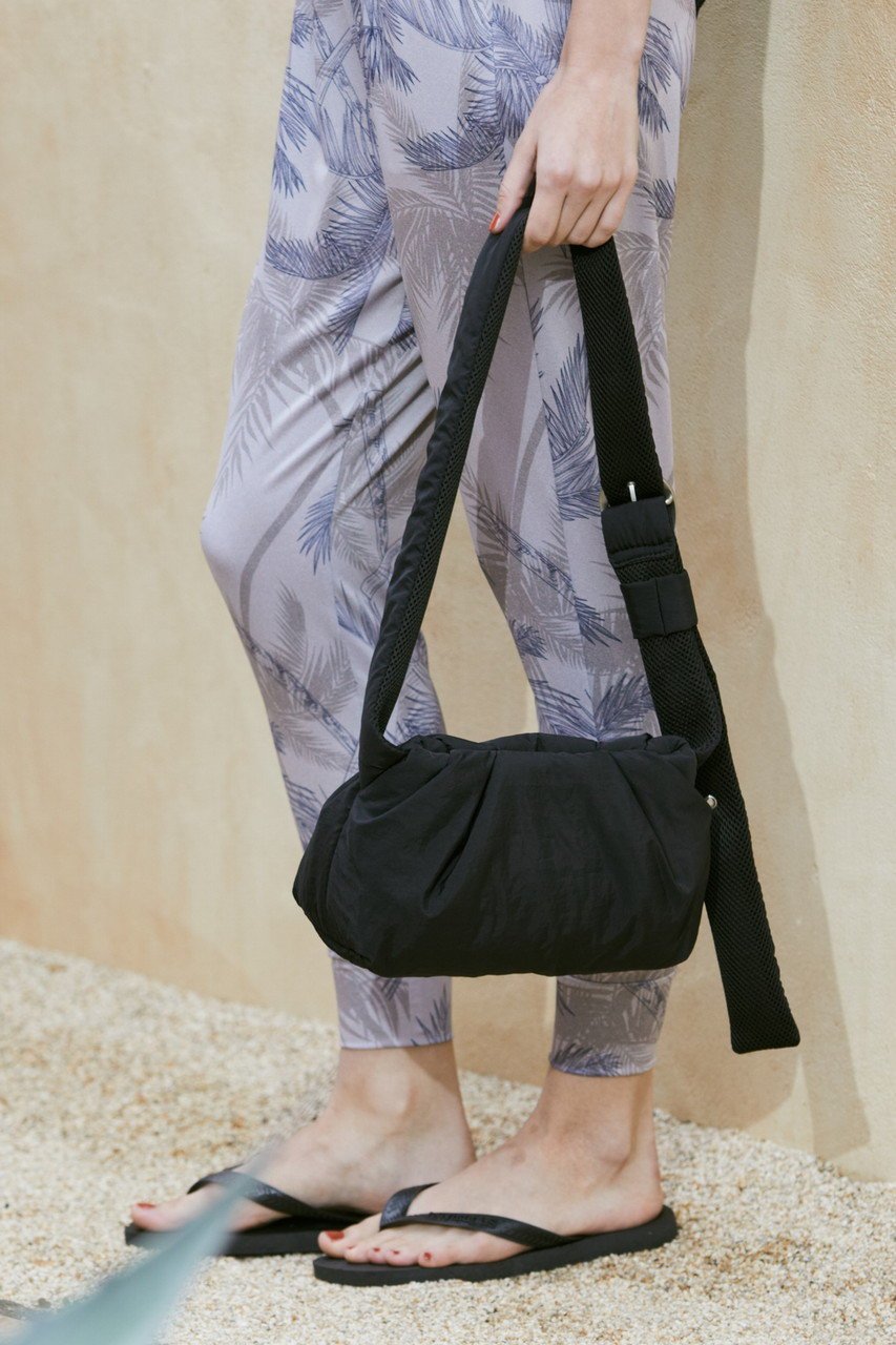 【ジュリエ/Julier】のパフィー撥水ショルダーバッグ 人気、トレンドファッション・服の通販 founy(ファニー) 　ファッション　Fashion　レディースファッション　Fashion for Women　バッグ　Bags　2026年　2026　エレガント 上品　Elegant　夏　Summer　春　Spring　S/S・春夏　SS, Spring/Summer, Warm Season　軽量　Lightweight, Ultra Light　other-8|ID: prp329100004800029 ipo3291000000034825127