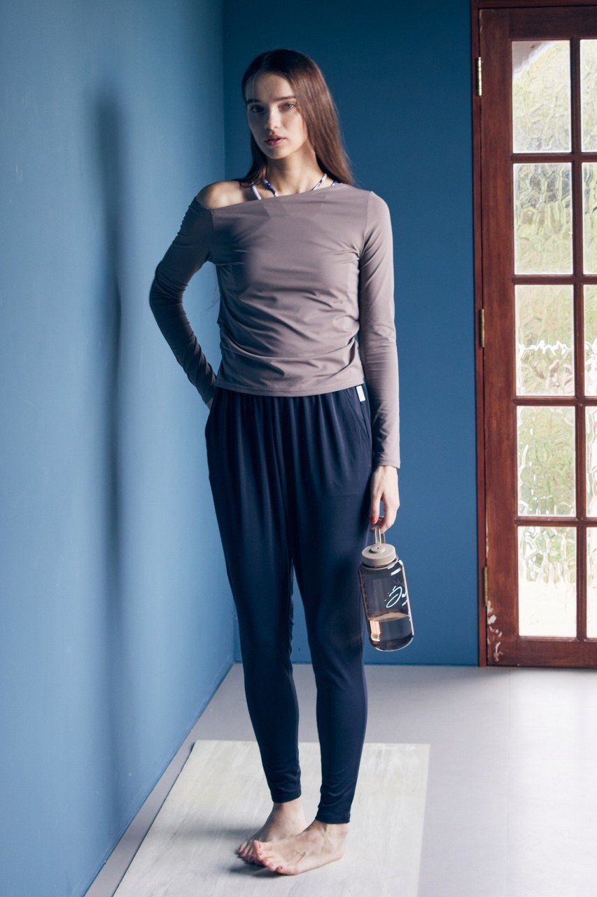 【ジュリエ/Julier】の【定番】Ecocoギャザーパンツ 人気、トレンドファッション・服の通販 founy(ファニー) 　ファッション　Fashion　レディースファッション　Fashion for Women　パンツ　Pants & Trousers　スポーツウェア　Functional & Stylish Sportswear　スポーツ パンツ　Workout Pants / Training Shorts / Joggers　2026年　2026　ギャザー　Gathered, Ruffled　スポーツ　Sports, Activewear　ヨガ　Yoga, Yoga Wear　リラックス　Relax, Relaxed Fit　ワーク　Workwear, Utility Style　夏　Summer　定番　Standard, Basic Item　春　Spring　S/S・春夏　SS, Spring/Summer, Warm Season　other-6|ID: prp329100004800050 ipo3291000000036022571