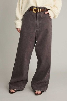 【ブリル/BRILL】のハイウエストカラーデニム 人気、トレンドファッション・服の通販 founy(ファニー) ファッション Fashion レディースファッション Fashion for Women パンツ Pants & Trousers デニムパンツ・ジーンズ・美脚デニム Denim Jeans & Pants 2026年 2026 ストレッチ Stretch, Stretchy Fabric ストレート Straight, Straight Cut デニム Denim, Jeans Material バランス Balance, Style Balance ボトム Bottoms, Lower Wear ポケット Pocket, Pocket Detail 夏 Summer 春 Spring S/S・春夏 SS, Spring/Summer, Warm Season |ID:prp329100004800081