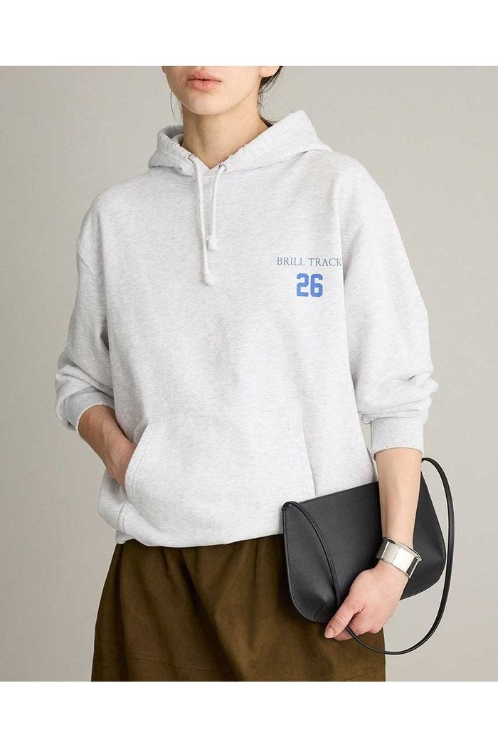 【ブリル/BRILL】の26TRACKスウェット インテリア・キッズ・メンズ・レディースファッション・服の通販 founy(ファニー) https://founy.com/ ファッション Fashion レディースファッション Fashion for Women トップス・カットソー Cut & Sew Tops シャツ・ブラウス・オフィスカジュアル Elegant Blouses & Button-Ups レディースパーカー・カジュアルフーディー Casual Hoodies & Sweatshirts ロングTシャツ・Tシャツ Longline T-Shirts & Tees スウェット・クルーネックトップス Sweatshirts & Crewnecks / Relaxed Fit Sweat Tops カットソー・ベーシックTシャツ Cut-and-Sewn Tops / Stretch Tees & Basics 2026年 2026 スウェット / スエット Sweatshirt, Sweatwear ダメージ Distressed, Destroyed フロント Front, Front Design プリント Print, Printed Pattern ヴィンテージ Vintage Style 夏 Summer 春 Spring S/S・春夏 SS, Spring/Summer, Warm Season |ID: prp329100004800093 ipo3291000000034825660