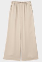 【ル フィル/LE PHIL】のクラシックサテンパンツ 人気、トレンドファッション・服の通販 founy(ファニー) ファッション Fashion レディースファッション Fashion for Women パンツ Pants & Trousers サテン Satin, Glossy Fabric シンプル Simple, Minimal モダン Modern, Contemporary リラックス Relax, Relaxed Fit エレガント 上品 Elegant 新作・新入荷 New Arrivals / New In thumbnail ベージュ|ID: prp329100004800123 ipo3291000000034826265