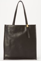 【イアクッチ/IACUCCI】のジュリエッタ NAPPA 人気、トレンドファッション・服の通販 founy(ファニー) ファッション Fashion レディースファッション Fashion for Women バッグ Bags 2026年 2026 シンプル Simple, Minimal スクエア Square, Square Shape スマート Smart, Elegant ビジネス 仕事 通勤 Business / Work / Commuting マグネット Magnet, Magnetic Closure メタル Metal, Metal Parts ワンポイント One Point, Statement Accent エレガント 上品 Elegant 夏 Summer 春 Spring S/S・春夏 SS, Spring/Summer, Warm Season |ID:prp329100004801349