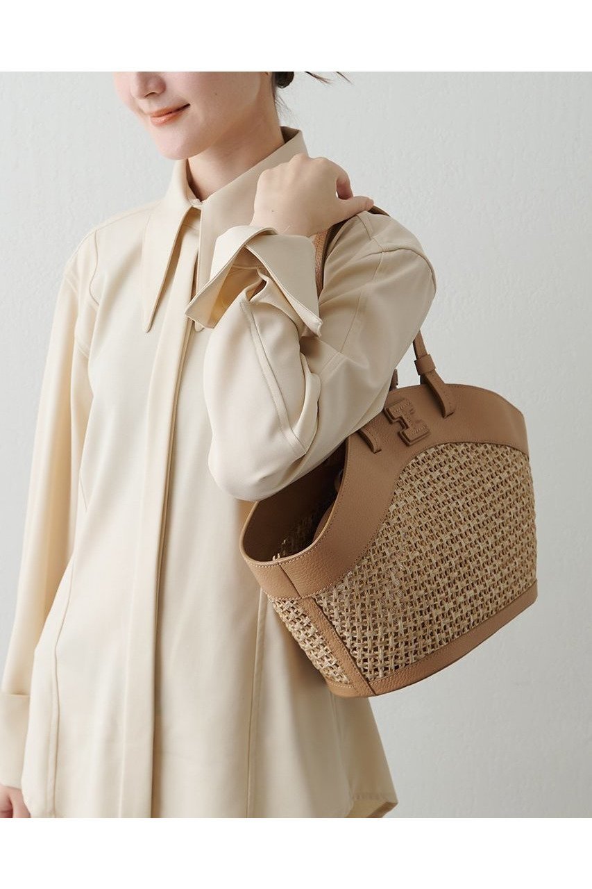 【イアクッチ/IACUCCI】のヴェンタッリョ PAGLIA CATENA 人気、トレンドファッション・服の通販 founy(ファニー) 　ファッション　Fashion　レディースファッション　Fashion for Women　バッグ　Bags　春　Spring　今季　This Season, Current Season　巾着　Drawstring Bag, Kinchaku　バランス　Balance, Style Balance　ポーチ　Pouch, Small Case　S/S・春夏　SS, Spring/Summer, Warm Season　おすすめ　Recommended / Our Picks　夏　Summer　エレガント 上品　Elegant　2026年　2026　other-2|ID: prp329100004801350 ipo3291000000034835656