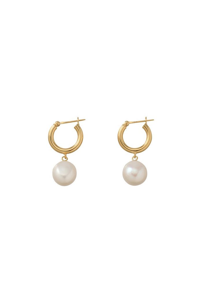 【マルティニーク/martinique】の【MARIHA】月の夢 フープピアスS インテリア・キッズ・メンズ・レディースファッション・服の通販 founy(ファニー) https://founy.com/ ファッション Fashion レディースファッション Fashion for Women ジュエリー Jewelry ファッションリング Fashion Rings イヤリング・フープ・ドロップタイプ Hoop, Drop & Clip Earrings 2026年 2026 イヤリング Earrings オケージョン Occasion Wear パール Pearl, Pearl Accent フープ Hoop, Hoop Earrings モダン Modern, Contemporary エレガント 上品 Elegant 夏 Summer 春 Spring S/S・春夏 SS, Spring/Summer, Warm Season |ID: prp329100004802720 ipo3291000000036138115