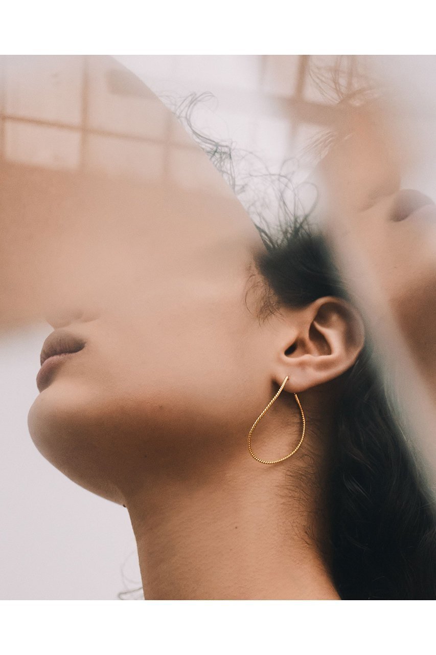 【バージュエリー/BAR Jewellery】のTWISTED CONTOUR ピアス 人気、トレンドファッション・服の通販 founy(ファニー) 　ファッション　Fashion　レディースファッション　Fashion for Women　ジュエリー　Jewelry　ファッションリング　Fashion Rings　イヤリング・フープ・ドロップタイプ　Hoop, Drop & Clip Earrings　2026年　2026　イヤリング　Earrings　クラシック　Classic, Timeless Style　シンプル　Simple, Minimal　バランス　Balance, Style Balance　モダン　Modern, Contemporary　夏　Summer　春　Spring　S/S・春夏　SS, Spring/Summer, Warm Season　other-2|ID: prp329100004802725 ipo3291000000036022678