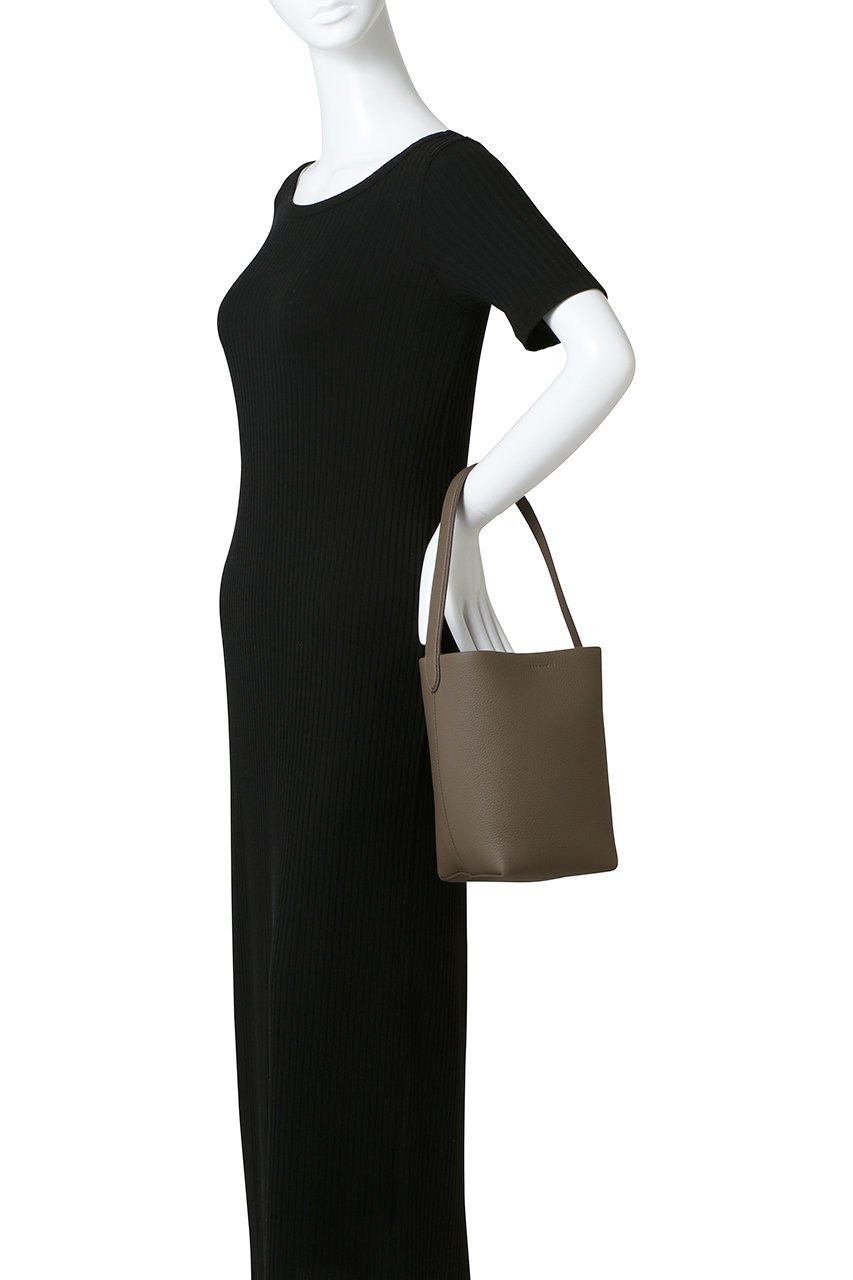 【ザ ロウ/THE ROW】のSMALL N/S PARK TOTE 人気、トレンドファッション・服の通販 founy(ファニー) ファッション Fashion レディースファッション Fashion for Women バッグ Bags 2026年 2026 アクセサリー Fashion Accessories エレガント 上品 Elegant スマート Smart, Elegant 夏 Summer 春 Spring S/S・春夏 SS, Spring/Summer, Warm Season 財布 Wallet, Purse other-2|ID: prp329100004802746 ipo3291000000034845309