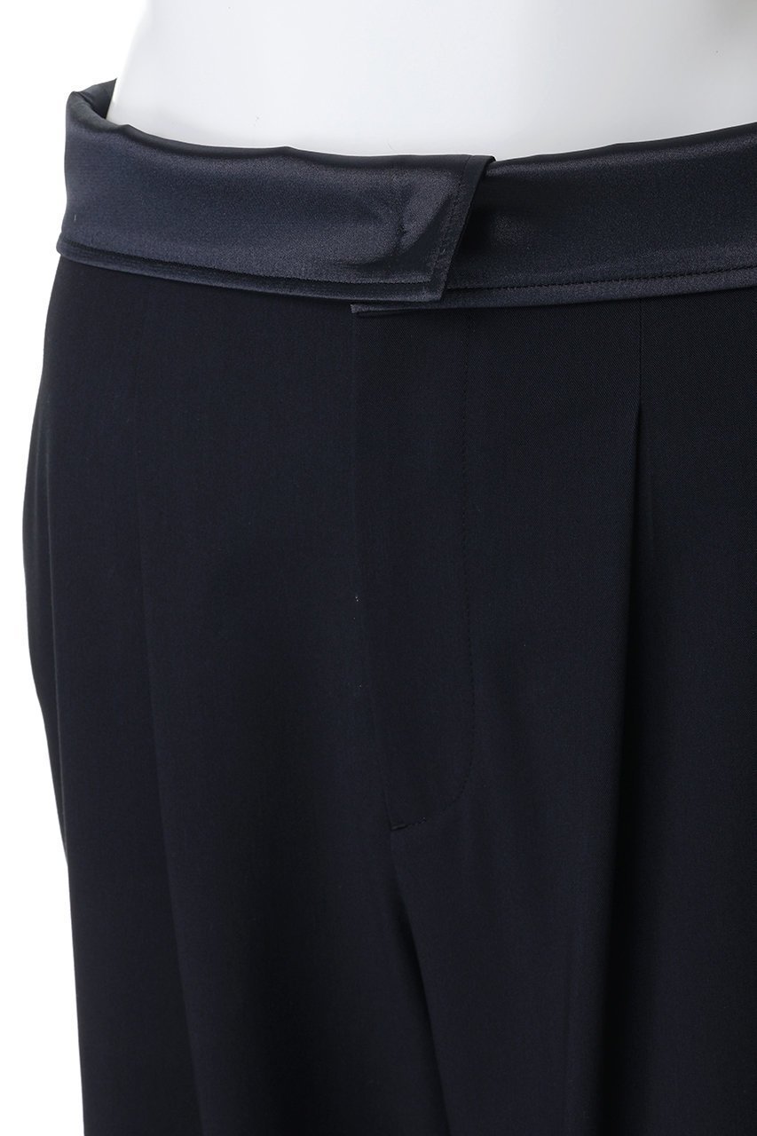 【アッパー ハイツ/upper hights】のTHE MARINA パンツ 人気、トレンドファッション・服の通販 founy(ファニー) ファッション Fashion レディースファッション Fashion for Women パンツ Pants & Trousers 2026年 2026 クロップド Cropped, Short Length サテン Satin, Glossy Fabric フォルム Silhouette, Form フラップ Flap, Flap Pocket ポケット Pocket, Pocket Detail リュクス Luxury, Elegant, High-End, Chic ワイド Wide, Wide Fit 夏 Summer 春 Spring S/S・春夏 SS, Spring/Summer, Warm Season other-5|ID: prp329100004802757 ipo3291000000034845390