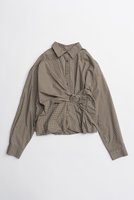 【プランク プロジェクト/PRANK PROJECT】のバックルバルーンシャツ 人気、トレンドファッション・服の通販 founy(ファニー) ファッション Fashion レディースファッション Fashion for Women トップス・カットソー Cut & Sew Tops シャツ・ブラウス・オフィスカジュアル Elegant Blouses & Button-Ups バッグ Bags 2026年 2026 シンプル Simple, Minimal スリーブ Sleeve, Long Sleeve / Short Sleeve ドレープ Drape, Draping Fabric ブロード Broadcloth, Fine Cotton ボトム Bottoms, Lower Wear メタル Metal, Metal Parts ロング Long, Long-Length 夏 Summer 春 Spring S/S・春夏 SS, Spring/Summer, Warm Season |ID:prp329100004802760