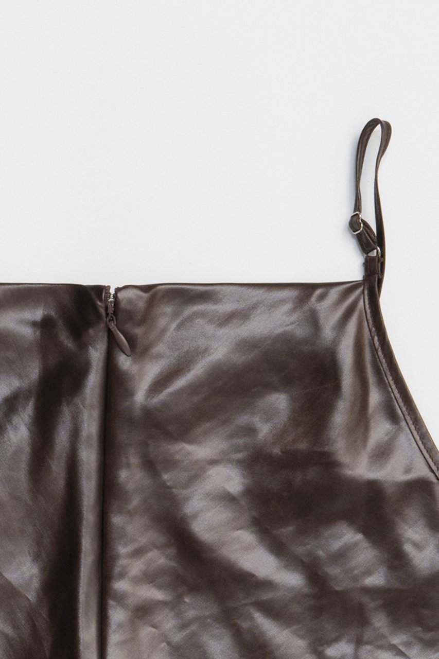 【プランク プロジェクト/PRANK PROJECT】のレザーサテンキャミ 人気、トレンドファッション・服の通販 founy(ファニー) ファッション Fashion レディースファッション Fashion for Women トップス・カットソー Cut & Sew Tops キャミソール&ノースリーブ Camisoles & Sleeveless Tops シャツ・ブラウス・オフィスカジュアル Elegant Blouses & Button-Ups ロングTシャツ・Tシャツ Longline T-Shirts & Tees カットソー・ベーシックTシャツ Cut-and-Sewn Tops / Stretch Tees & Basics 2026年 2026 とろみ Fluid, Flowy Fabric インナー Innerwear カッティング Cutting Detail キャミソール Camisole, Spaghetti Strap Top サテン Satin, Glossy Fabric ジャケット Jacket, Outerwear スクエア Square, Square Shape セットアップ Set-Up, Coordinated Outfit タンク Tank Top, Sleeveless Top ファブリック Fabric, Textile ヴィンテージ Vintage Style 夏 Summer 春 Spring S/S・春夏 SS, Spring/Summer, Warm Season other-4|ID: prp329100004802762 ipo3291000000034845426