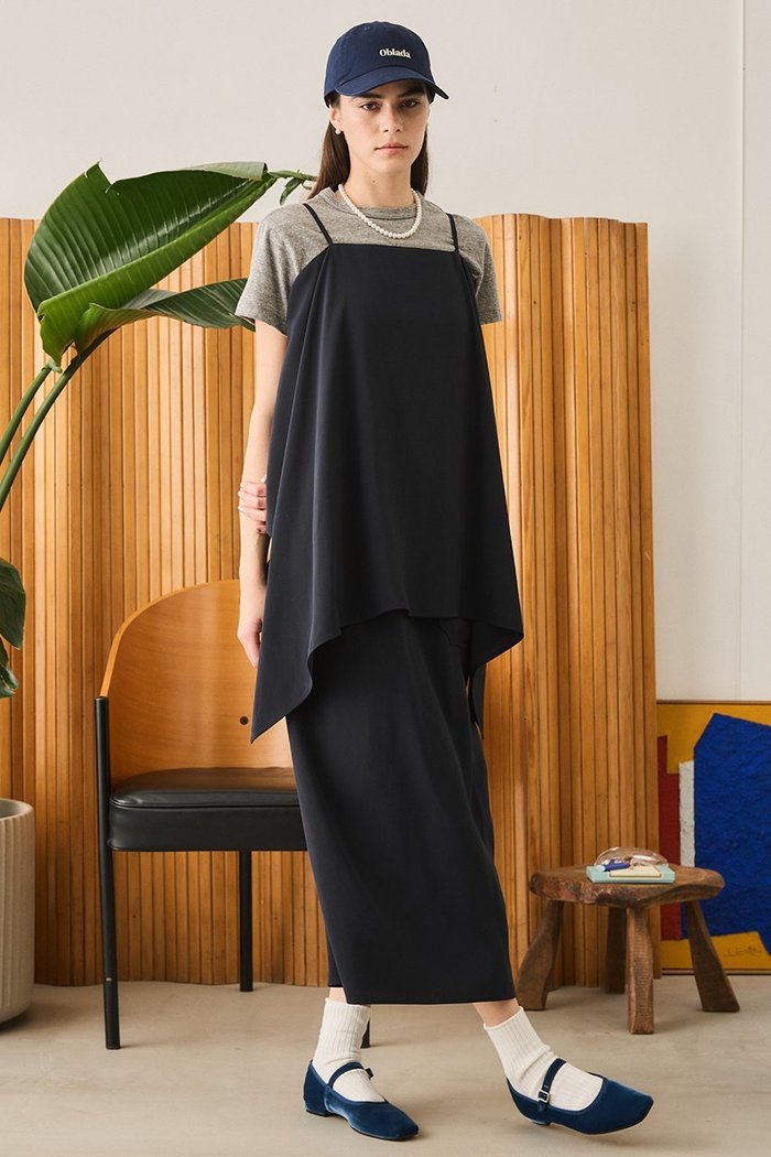 【オブラダ/Oblada】のクロスドレス インテリア・キッズ・メンズ・レディースファッション・服の通販 founy(ファニー) https://founy.com/ ファッション Fashion レディースファッション Fashion for Women ワンピース Dresses フォーマル・パーティードレス・結婚式用ドレス Elegant & Casual Dresses チュニック Tunic Tops & Dresses サテン Satin, Glossy Fabric タイツ Tights, Legwear チュニック Tunic, Long Top ドレス Dress, One-Piece ハイネック High Neck, Mock Neck フロント Front, Front Design ポケット Pocket, Pocket Detail ロング Long, Long-Length エレガント 上品 Elegant 夏 Summer A/W・秋冬 Autumn/Winter |ID: prp329100004806153 ipo3291000000035839656