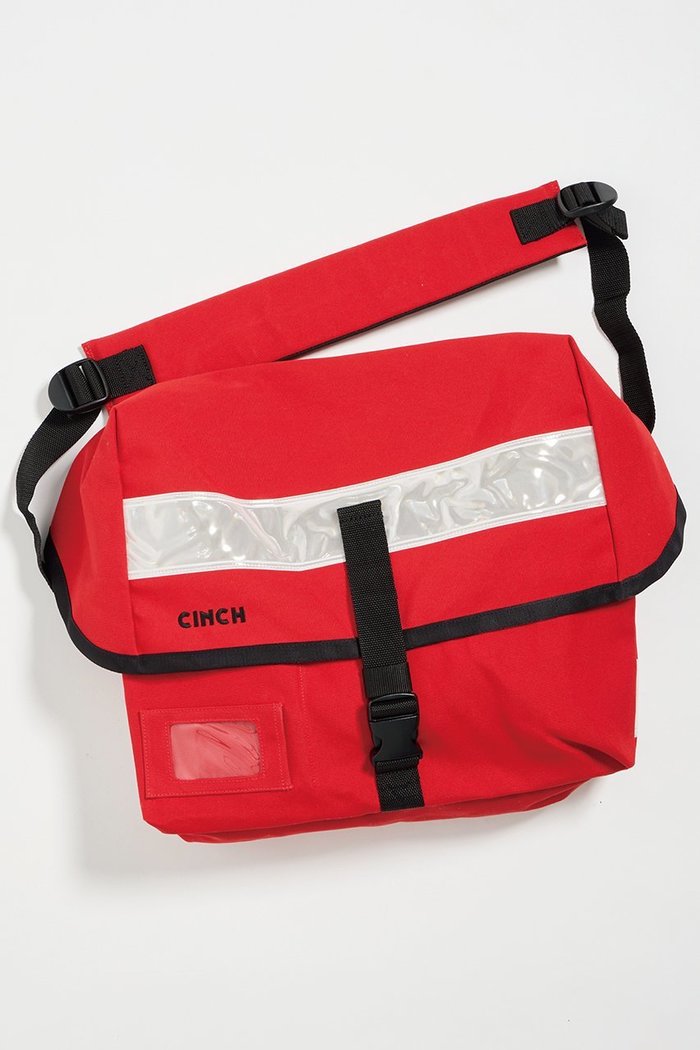 【オブラダ/Oblada】のEMBROIDERY ROYAL メッセンジャーバッグ インテリア・キッズ・メンズ・レディースファッション・服の通販 founy(ファニー) https://founy.com/ ファッション Fashion レディースファッション Fashion for Women バッグ Bags ポーチ&ミニバッグ Pouches & Mini Bags ショルダー Shoulder, Shoulder Strap エレガント 上品 Elegant 定番 Standard, Basic Item |ID: prp329100004806159 ipo3291000000036229489