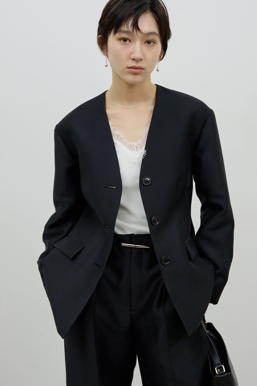 【ガリャルダガランテ/GALLARDAGALANTE】の【セットアップ対応】シルキーダブルクロスジャケット 人気、トレンドファッション・服の通販 founy(ファニー) 　ファッション　Fashion　レディースファッション　Fashion for Women　アウター　Coat / Outerwear Collection　レディースジャケット・軽アウター　Jackets　エレガント 上品　Elegant　シェイプ　Shape, Slim Fit　ジャケット　Jacket, Outerwear　スマート　Smart, Elegant　セットアップ　Set-Up, Coordinated Outfit　 other-1|ID: prp329100004807463 ipo3291000000035862422