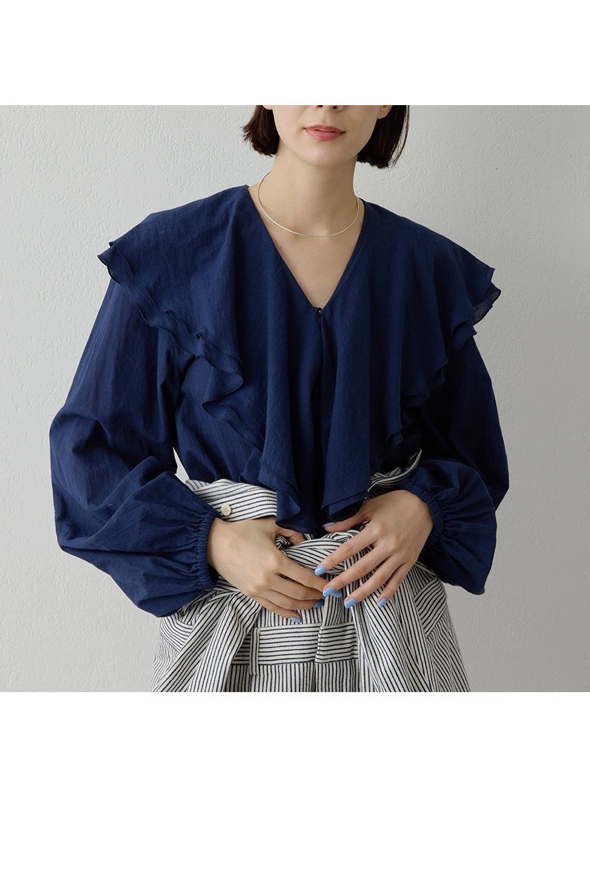 【ウィムガゼット/Whim Gazette】のローンフリルブラウス インテリア・キッズ・メンズ・レディースファッション・服の通販 founy(ファニー) ファッション Fashion レディースファッション Fashion for Women トップス・カットソー Cut & Sew Tops シャツ・ブラウス・オフィスカジュアル Elegant Blouses & Button-Ups 2026年 2026 インナー Innerwear スリーブ Sleeve, Long Sleeve / Short Sleeve デニム Denim, Jeans Material バランス Balance, Style Balance フェミニン Feminine, Girly フリル Frill, Ruffle ボトム Bottoms, Lower Wear ロング Long, Long-Length エレガント 上品 Elegant 夏 Summer 春 Spring S/S・春夏 SS, Spring/Summer, Warm Season ネイビー|ID: prp329100004807473 ipo3291000000034885769