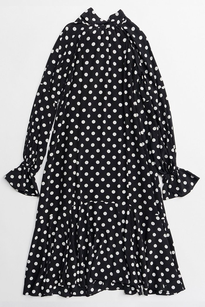 【メゾンスペシャル/MAISON SPECIAL】の2WAY Sleeve Dot One-Piece/2WAYスリーブドットワンピース インテリア・キッズ・メンズ・レディースファッション・服の通販 founy(ファニー) https://founy.com/ ファッション Fashion レディースファッション Fashion for Women ワンピース Dresses チュニック Tunic Tops & Dresses 春 Spring スタンド Stand Collar, Upright Stand スラックス Slacks, Dress Pants チュニック Tunic, Long Top デニム Denim, Jeans Material ドット Polka Dot, Dot Pattern ドレス Dress, One-Piece ボトム Bottoms, Lower Wear リボン Ribbon, Bow ロング Long, Long-Length S/S・春夏 SS, Spring/Summer, Warm Season おすすめ Recommended / Our Picks 夏 Summer 2026年 2026 |ID: prp329100004807505 ipo3291000000034886272