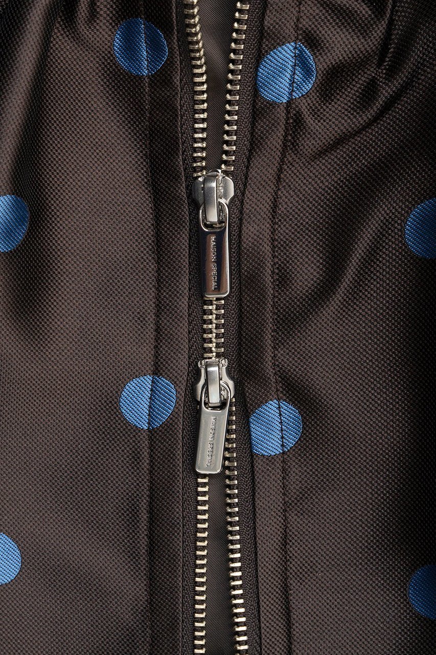 【メゾンスペシャル/MAISON SPECIAL】のDot Voluminous Balloon Blouson/ドットボリューミーバルーンブルゾン 人気、トレンドファッション・服の通販 founy(ファニー) ファッション Fashion レディースファッション Fashion for Women アウター Coat / Outerwear Collection レディースジャケット・軽アウター Jackets ブルゾンジャケット・スポーティアウター Blouson Jackets オケージョン Occasion Wear 春 Spring ジャカード/ジャガード Jacquard, Woven Pattern ジャケット Jacket, Outerwear スポーティ Sporty, Casual Athletic セットアップ Set-Up, Coordinated Outfit デニム Denim, Jeans Material トレンド Trend, Trending Now ドット Polka Dot, Dot Pattern バルーン Balloon, Balloon Silhouette フェミニン Feminine, Girly ブルゾン Blouson, Bomber Jacket ミックス Mix, Mixed Style S/S・春夏 SS, Spring/Summer, Warm Season 夏 Summer 2026年 2026 other-5|ID: prp329100004807516 ipo3291000000034886400