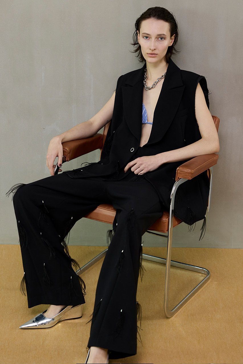 【メゾンスペシャル/MAISON SPECIAL】のFeather Over-Gilet/フェザーオーバージレ 人気、トレンドファッション・服の通販 founy(ファニー) ファッション Fashion レディースファッション Fashion for Women アウター Coat / Outerwear Collection レディースジャケット・軽アウター Jackets 春 Spring ジャケット Jacket, Outerwear セットアップ Set-Up, Coordinated Outfit ハンド Hand, Handmade フェザー Feather, Feather Detail フォルム Silhouette, Form ベスト Vest, Waistcoat モチーフ Motif, Design Theme ワーク Workwear, Utility Style S/S・春夏 SS, Spring/Summer, Warm Season 夏 Summer 2026年 2026 other-7|ID: prp329100004807529 ipo3291000000034886576