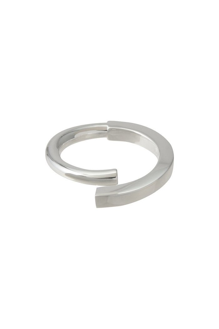 【メゾンスペシャル/MAISON SPECIAL】の【UNISEX】〇 オープンリング インテリア・キッズ・メンズ・レディースファッション・服の通販 founy(ファニー) https://founy.com/ ファッション Fashion レディースファッション Fashion for Women 2026年 2026 ユニセックス Unisex, Genderless おすすめ Recommended / Our Picks シルバー Silver, Metallic Silver シンプル Simple, Minimal センター Center, Center Line エレガント 上品 Elegant 夏 Summer 春 Spring S/S・春夏 SS, Spring/Summer, Warm Season |ID: prp329100004808629 ipo3291000000034896935