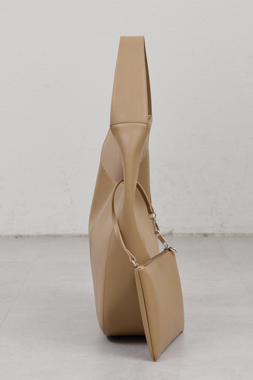 【ガリャルダガランテ/GALLARDAGALANTE】の【WEB限定】ポーチ付ワンショルダーバッグ 人気、トレンドファッション・服の通販 founy(ファニー) 　ファッション　Fashion　レディースファッション　Fashion for Women　バッグ　Bags　ポーチ&ミニバッグ　Pouches & Mini Bags　2026年　2026　シンプル　Simple, Minimal　ポーチ　Pouch, Small Case　ワンポイント　One Point, Statement Accent　夏　Summer　春　Spring　S/S・春夏　SS, Spring/Summer, Warm Season　軽量　Lightweight, Ultra Light　other-6|ID: prp329100004808697 ipo3291000000034897421