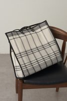 【ガリャルダガランテ/GALLARDAGALANTE】の【2.718】トリミングトート L 人気、トレンドファッション・服の通販 founy(ファニー) ファッション Fashion レディースファッション Fashion for Women バッグ Bags 2026年 2026 ポケット Pocket, Pocket Detail 夏 Summer 春 Spring S/S・春夏 SS, Spring/Summer, Warm Season |ID:prp329100004808700