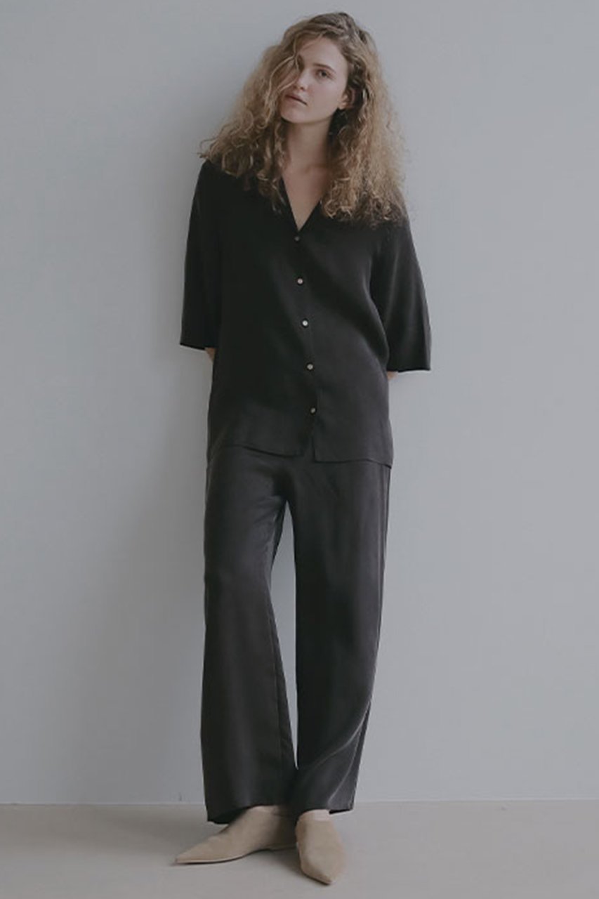 【エトレトウキョウ/ETRE TOKYO】のリラクシーキュプラパンツ 人気、トレンドファッション・服の通販 founy(ファニー) 　ファッション　Fashion　レディースファッション　Fashion for Women　パンツ　Pants & Trousers　春　Spring　キュプラ　Cupro, Eco Fabric　シューズ　Shoes, Footwear　ストレート　Straight, Straight Cut　スニーカー　Sneakers, Trainers　セットアップ　Set-Up, Coordinated Outfit　なめらか　Smooth, Silky Texture　フラット　Flat, Flat Shoes　リラックス　Relax, Relaxed Fit　ワイド　Wide, Wide Fit　S/S・春夏　SS, Spring/Summer, Warm Season　夏　Summer　エレガント 上品　Elegant　2026年　2026　other-5|ID: prp329100004809876 ipo3291000000034908180