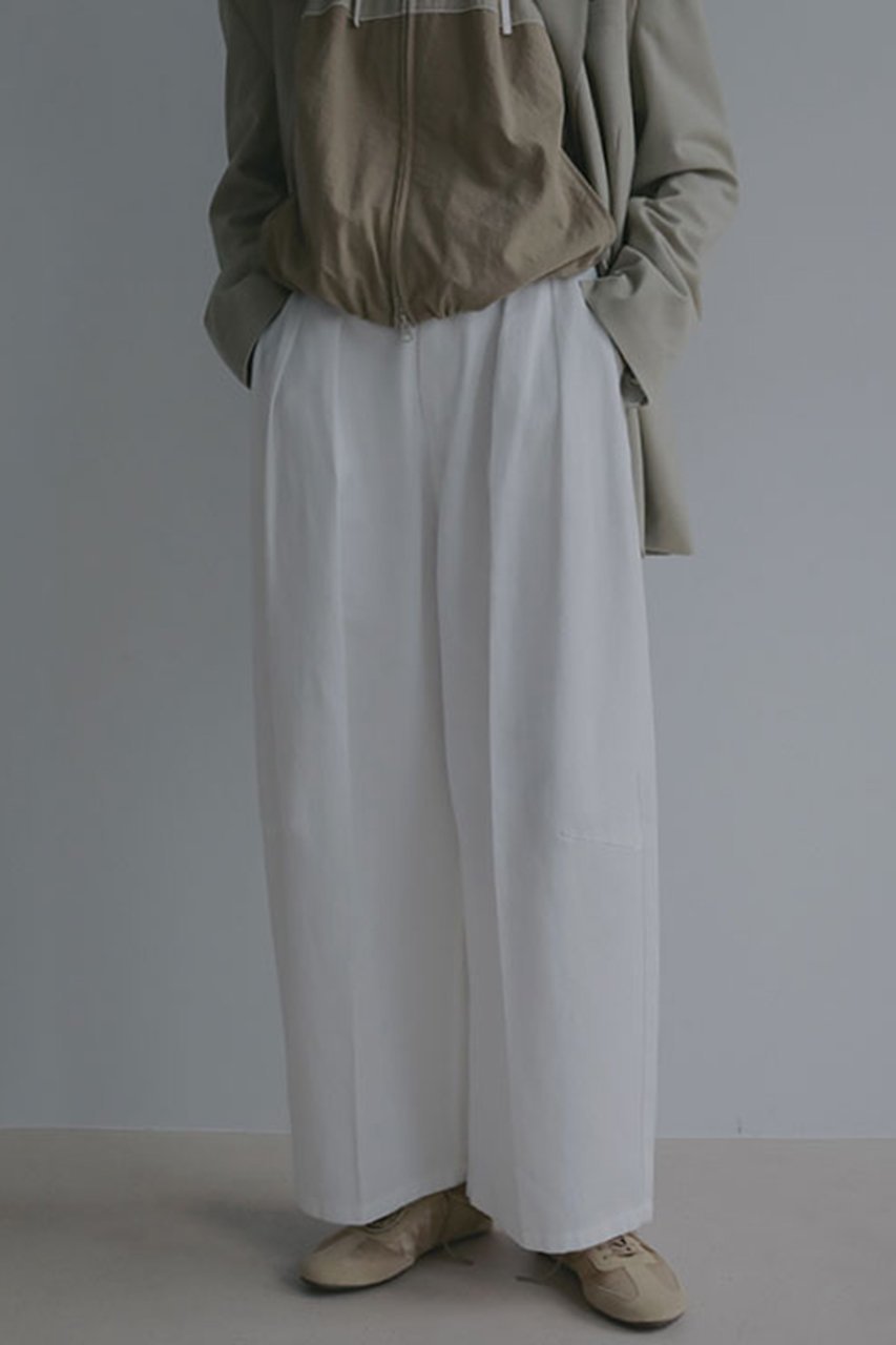 【エトレトウキョウ/ETRE TOKYO】のソフトコットンタックカーブパンツ 人気、トレンドファッション・服の通販 founy(ファニー) 　ファッション　Fashion　レディースファッション　Fashion for Women　パンツ　Pants & Trousers　春　Spring　キャップ　Cap, Baseball Cap　コンパクト　Compact, Small Size　シアー　Sheer, See-Through　スニーカー　Sneakers, Trainers　スポーティ　Sporty, Casual Athletic　ツイル　Twist, Twisted Detail　バランス　Balance, Style Balance　フロント　Front, Front Design　ベーシック　Basic, Essential　リラックス　Relax, Relaxed Fit　S/S・春夏　SS, Spring/Summer, Warm Season　夏　Summer　エレガント 上品　Elegant　2026年　2026　 other-1|ID: prp329100004809879 ipo3291000000034908203