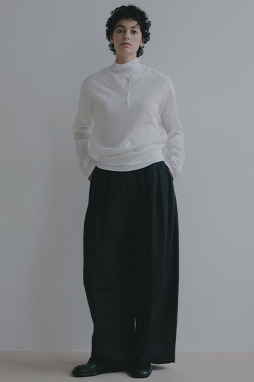 【エトレトウキョウ/ETRE TOKYO】のソフトコットンタックカーブパンツ 人気、トレンドファッション・服の通販 founy(ファニー) 　ファッション　Fashion　レディースファッション　Fashion for Women　パンツ　Pants & Trousers　春　Spring　キャップ　Cap, Baseball Cap　コンパクト　Compact, Small Size　シアー　Sheer, See-Through　スニーカー　Sneakers, Trainers　スポーティ　Sporty, Casual Athletic　ツイル　Twist, Twisted Detail　バランス　Balance, Style Balance　フロント　Front, Front Design　ベーシック　Basic, Essential　リラックス　Relax, Relaxed Fit　S/S・春夏　SS, Spring/Summer, Warm Season　夏　Summer　エレガント 上品　Elegant　2026年　2026　other-5|ID: prp329100004809879 ipo3291000000034908210