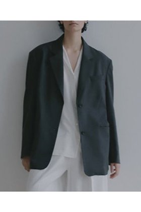 【エトレトウキョウ/ETRE TOKYO】のサイドベンツテーラードジャケット 人気、トレンドファッション・服の通販 founy(ファニー) ファッション Fashion レディースファッション Fashion for Women アウター Coat / Outerwear Collection レディースジャケット・軽アウター Jackets テーラードジャケット / 通勤・きれいめスタイル Tailored Jackets & Blazers インナー Innerwear 春 Spring キャミ Camisole, Cami Top ジャケット Jacket, Outerwear タンク Tank Top, Sleeveless Top テーラード Tailored, Tailored Fit バランス Balance, Style Balance パターン Pattern, Design Print ファブリック Fabric, Textile フェミニン Feminine, Girly ボトム Bottoms, Lower Wear ワイド Wide, Wide Fit S/S・春夏 SS, Spring/Summer, Warm Season 夏 Summer 2026年 2026 |ID:prp329100004809882