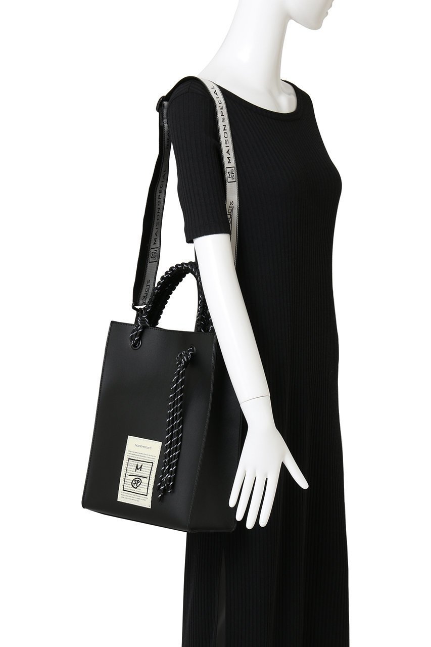 【メゾンスペシャル/MAISON SPECIAL】の【UNISEX】×THEATRE PRODUCTS トート 人気、トレンドファッション・服の通販 founy(ファニー) 　ファッション　Fashion　レディースファッション　Fashion for Women　バッグ　Bags　2026年　2026　ユニセックス　Unisex, Genderless　コラボ　Collaboration, Collab　スクエア　Square, Square Shape　フォルム　Silhouette, Form　再入荷　Restock / Back in Stock　夏　Summer　春　Spring　S/S・春夏　SS, Spring/Summer, Warm Season　雑誌　Magazine, Fashion Magazine　other-2|ID: prp329100004809896 ipo3291000000036087718