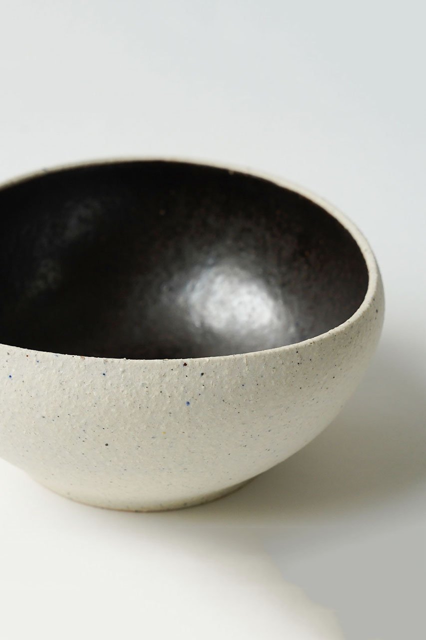 【アメノイエ/amenoie / GOODS】のclay ボウル S 人気、トレンドファッション・服の通販 founy(ファニー) 　皿　Plate, Dish　テーブル　Table, Dining Table　新作・新入荷　New Arrivals / New In　ホーム・キャンプ・アウトドア・お取り寄せ　Home Living / Home & Lifestyle / Camping Gear / Outdoor Camping　キッチン・ダイニング　Kitchen & Dining Essentials. Stylish & Functional Tableware　キッチン家電・キッチン用品　Kitchen Appliances & Tools　other-3|ID: prp329100004809969 ipo3291000000034910347