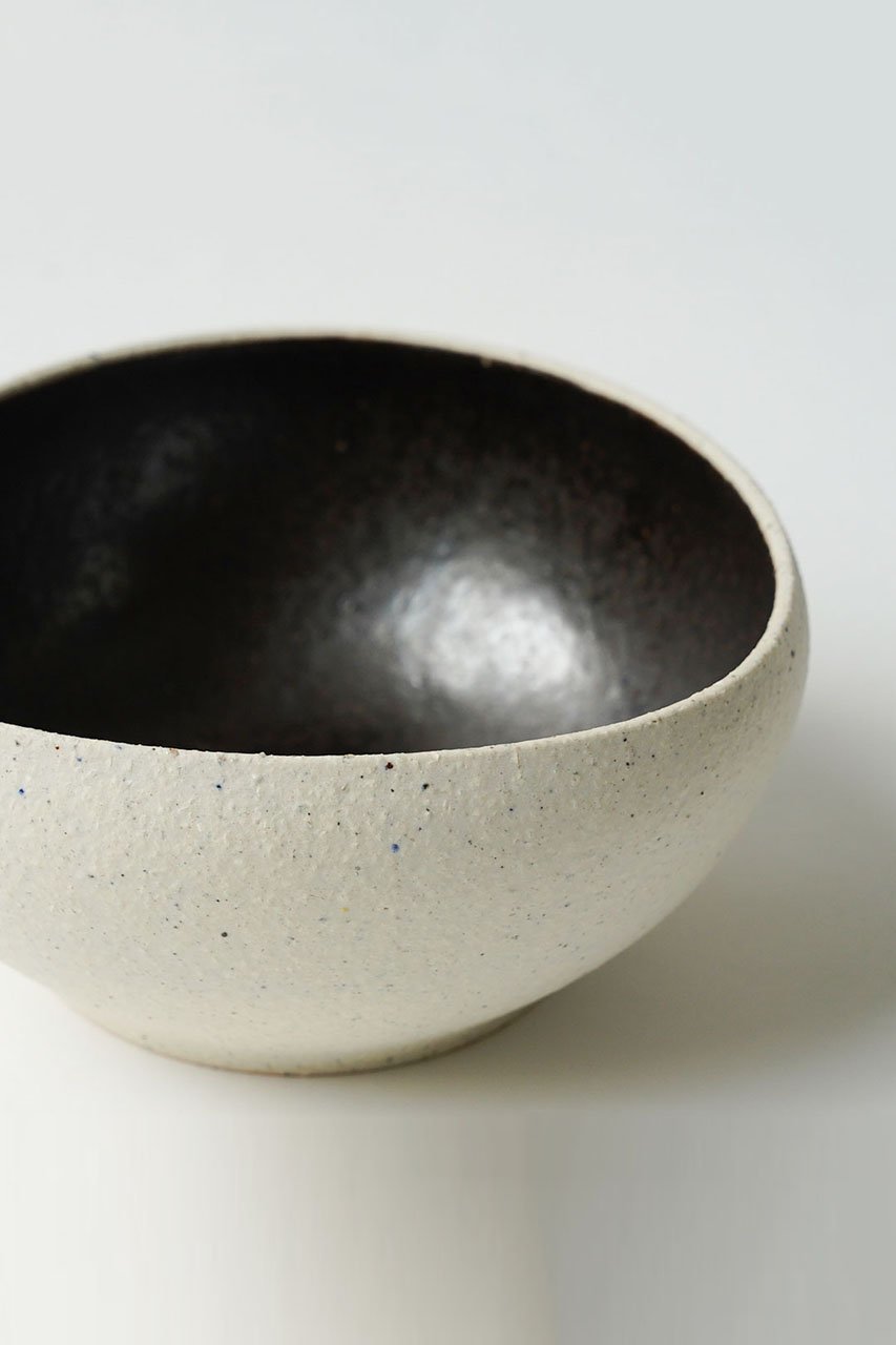 【アメノイエ/amenoie / GOODS】のclay ボウル M 人気、トレンドファッション・服の通販 founy(ファニー) 皿 Plate, Dish テーブル Table, Dining Table 新作・新入荷 New Arrivals / New In ホーム・キャンプ・アウトドア・お取り寄せ Home Living / Home & Lifestyle / Camping Gear / Outdoor Camping キッチン・ダイニング Kitchen & Dining Essentials. Stylish & Functional Tableware キッチン家電・キッチン用品 Kitchen Appliances & Tools other-3|ID: prp329100004809970 ipo3291000000034910362