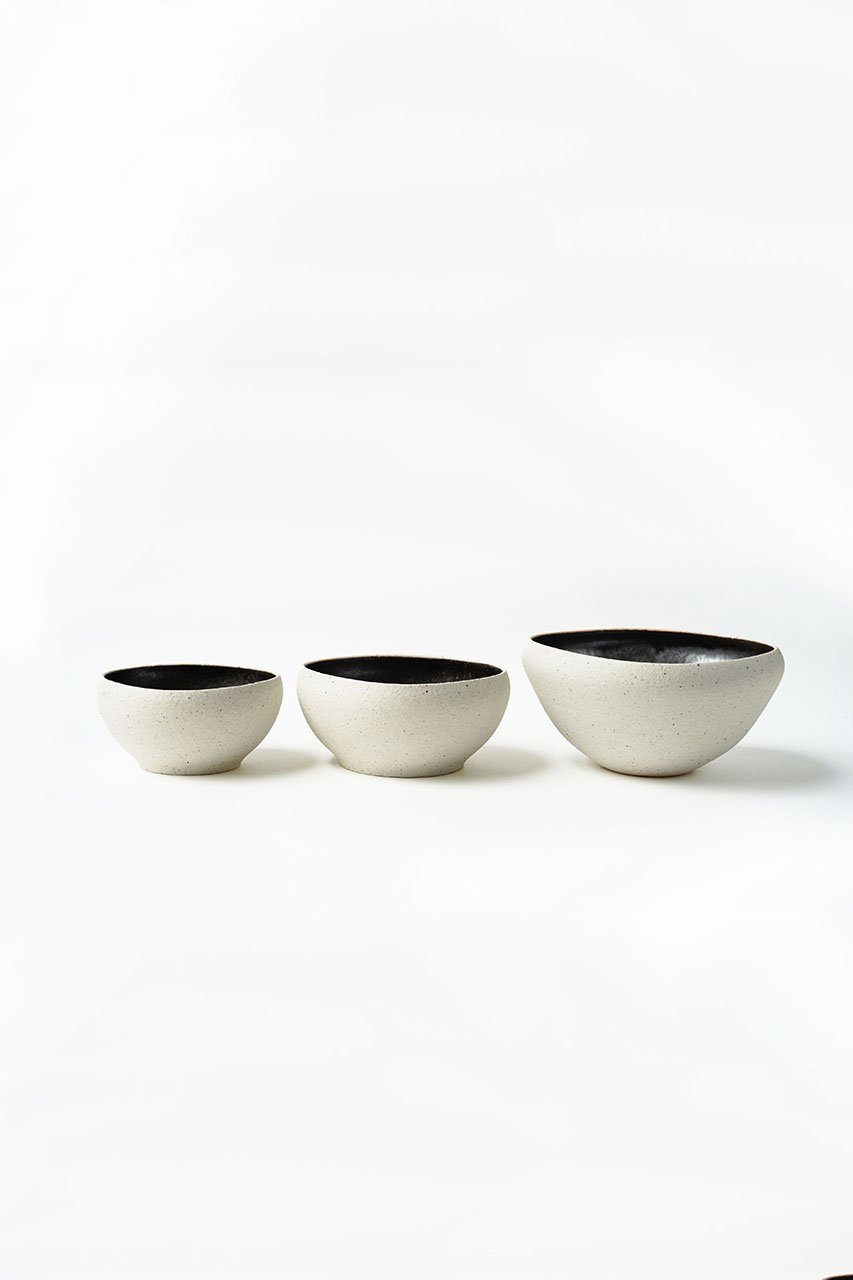 【アメノイエ/amenoie / GOODS】のclay ボウル M 人気、トレンドファッション・服の通販 founy(ファニー) 皿 Plate, Dish テーブル Table, Dining Table 新作・新入荷 New Arrivals / New In ホーム・キャンプ・アウトドア・お取り寄せ Home Living / Home & Lifestyle / Camping Gear / Outdoor Camping キッチン・ダイニング Kitchen & Dining Essentials. Stylish & Functional Tableware キッチン家電・キッチン用品 Kitchen Appliances & Tools other-8|ID: prp329100004809970 ipo3291000000034910369