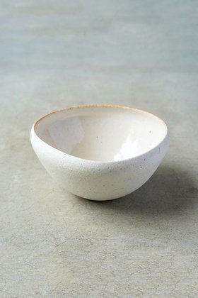 【アメノイエ/amenoie / GOODS】 clay ボウル L人気、トレンドファッション・服の通販 founy(ファニー) 皿 Plate, Dish テーブル Table, Dining Table 新作・新入荷 New Arrivals / New In ホーム・キャンプ・アウトドア・お取り寄せ Home Living / Home & Lifestyle / Camping Gear / Outdoor Camping キッチン・ダイニング Kitchen & Dining Essentials. Stylish & Functional Tableware キッチン家電・キッチン用品 Kitchen Appliances & Tools |ID:prp329100004809971