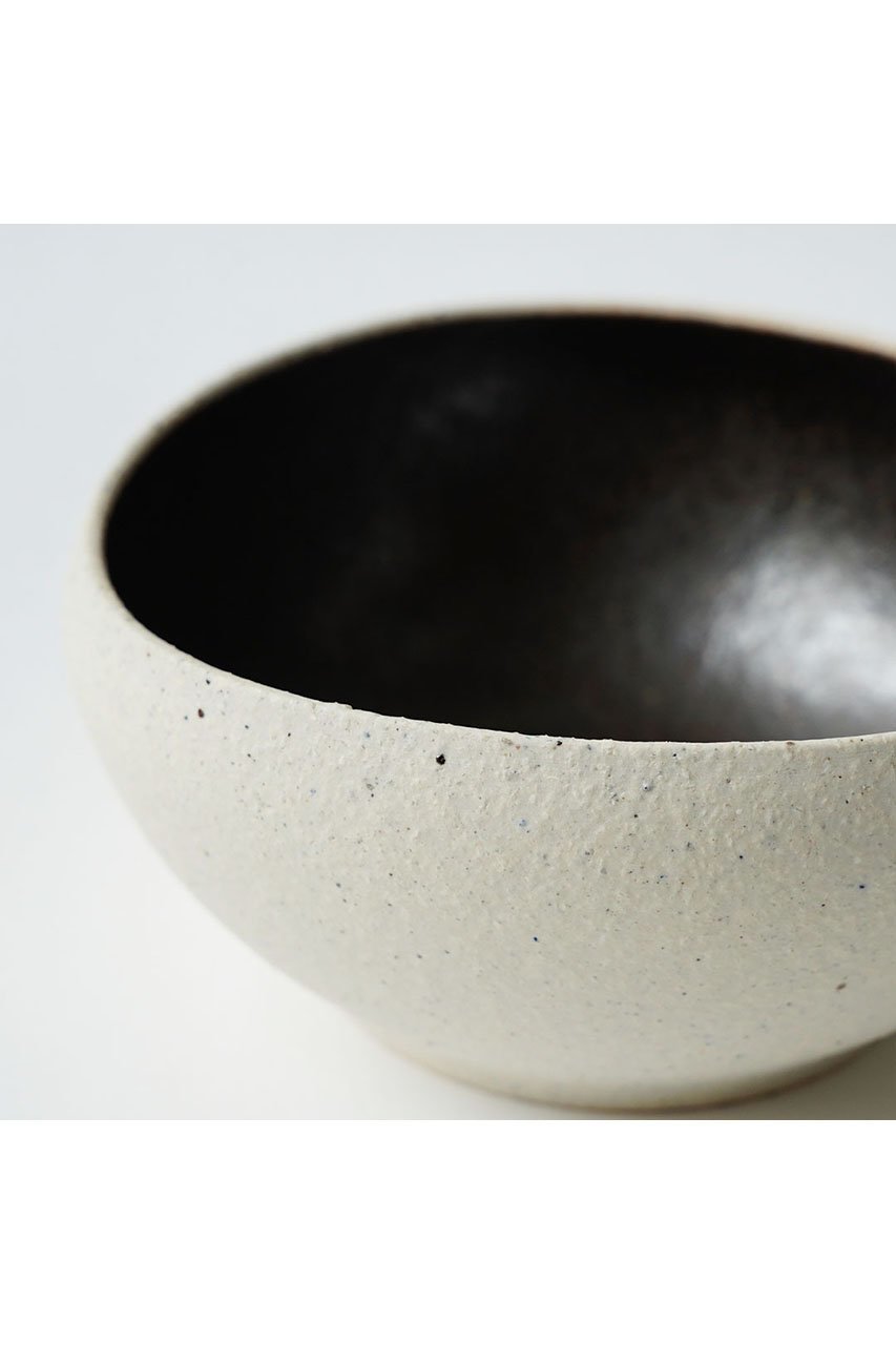 【アメノイエ/amenoie / GOODS】のclay ボウル L 人気、トレンドファッション・服の通販 founy(ファニー) 皿 Plate, Dish テーブル Table, Dining Table 新作・新入荷 New Arrivals / New In ホーム・キャンプ・アウトドア・お取り寄せ Home Living / Home & Lifestyle / Camping Gear / Outdoor Camping キッチン・ダイニング Kitchen & Dining Essentials. Stylish & Functional Tableware キッチン家電・キッチン用品 Kitchen Appliances & Tools other-3|ID: prp329100004809971 ipo3291000000034910378