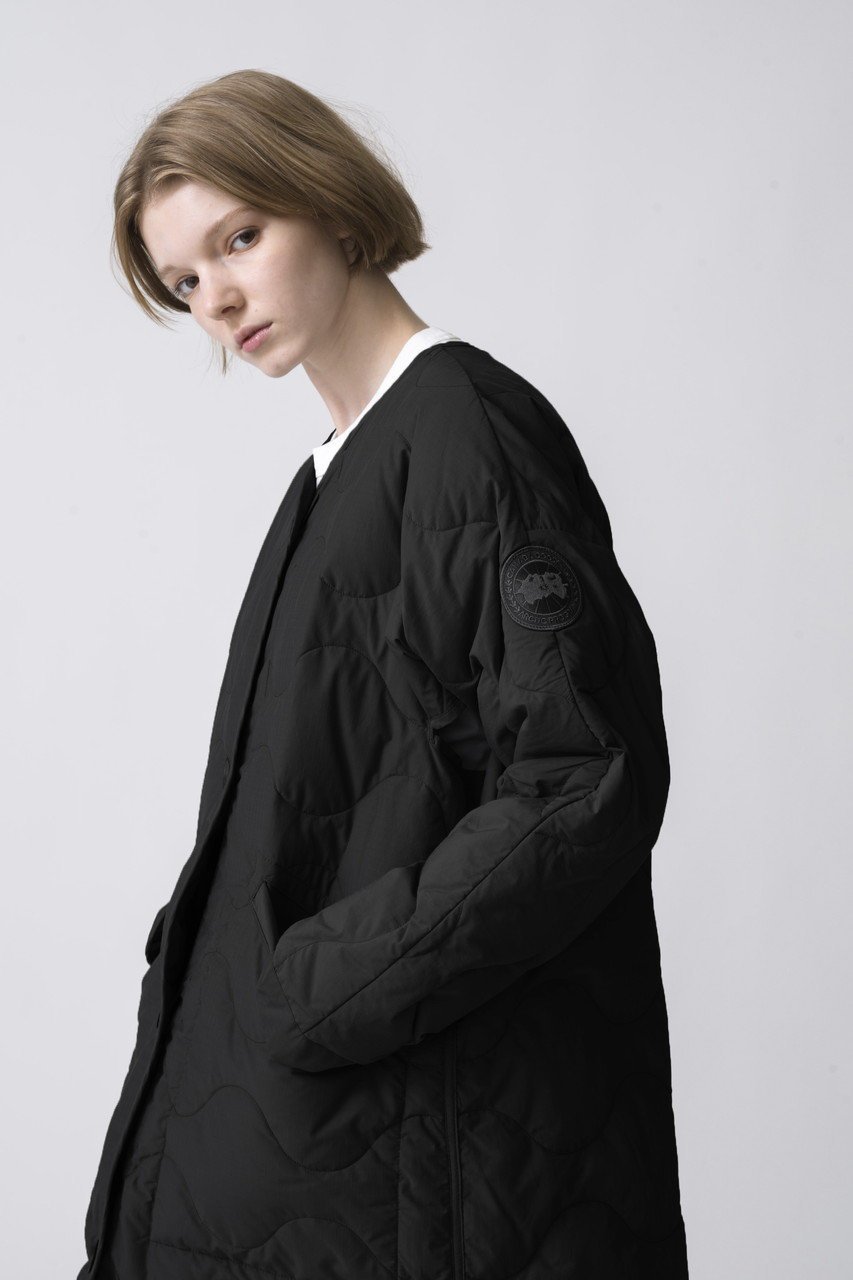 【カナダグース/CANADA GOOSE】の【日本限定】3595W Mayfield Jacket メイフィールドジャケット 人気、トレンドファッション・服の通販 founy(ファニー) 　ファッション　Fashion　レディースファッション　Fashion for Women　アウター　Coat / Outerwear Collection　コート・ロングコート・ピーコート　Long Coats, Peacoats & More　レディースジャケット・軽アウター　Jackets　インナー　Innerwear　春　Spring　秋　Autumn　キルト　Quilt, Quilted Fabric　コレクション　Collection, Seasonal Line　スタイリッシュ　Stylish, Fashionable　スプリング　Spring, Spring Collection　センター　Center, Center Line　ダウン　Down, Puffer　フロント　Front, Front Design　ポケット　Pocket, Pocket Detail　モダン　Modern, Contemporary　リップ　Lip, Lip Motif　other-6|ID: prp329100004810013 ipo3291000000036138821