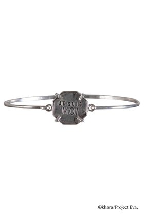 【アッシュ ペー フランス/H.P.FRANCE】 【Serge Thoraval】「新世紀エヴァンゲリオン」コラボ 綾波レイ 「Je suis moi(私は私)」バングル人気、トレンドファッション・服の通販 founy(ファニー) ファッション Fashion レディースファッション Fashion for Women ジュエリー Jewelry チェーン＆カフブレスレット Cuff & Chain Bracelets バングル・カフブレスレット Bangles & Cuff Bracelets キャラクター Character, Licensed Characters コラボ Collaboration, Collab コレクション Collection, Seasonal Line シルバー Silver, Metallic Silver シンプル Simple, Minimal ジュエリー Jewelry, Accessories バングル Bangle, Bracelet メタル Metal, Metal Parts モチーフ Motif, Design Theme 新作・新入荷 New Arrivals / New In ビジネス 仕事 通勤 Business / Work / Commuting |ID:prp329100004810891