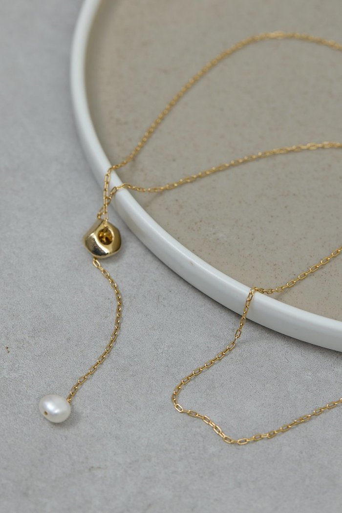 【ガリャルダガランテ/GALLARDAGALANTE】のパールメタルブロックネックレス インテリア・キッズ・メンズ・レディースファッション・服の通販 founy(ファニー) https://founy.com/ ファッション Fashion レディースファッション Fashion for Women ジュエリー Jewelry ネックレス Necklaces & Pendants アクセサリー Fashion Accessories シンプル Simple, Minimal ネックレス Necklace, Pendant Necklace パール Pearl, Pearl Accent メタル Metal, Metal Parts 新作・新入荷 New Arrivals / New In |ID: prp329100004810896 ipo3291000000034920314